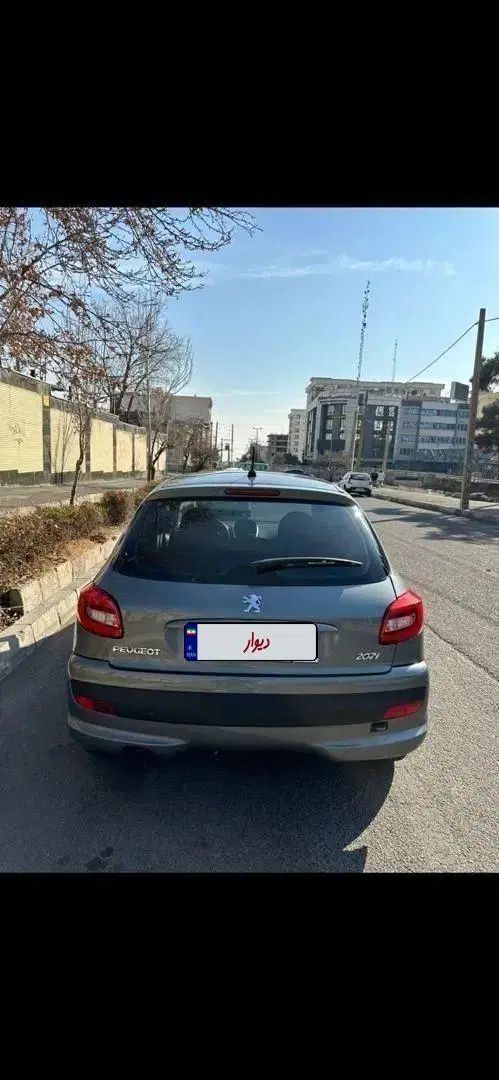 پژو 207 پانوراما دنده‌ای - 1400