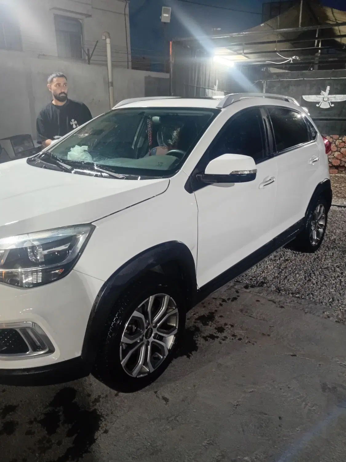 ام وی ام X22 دنده‌ای لاکچری - 1396