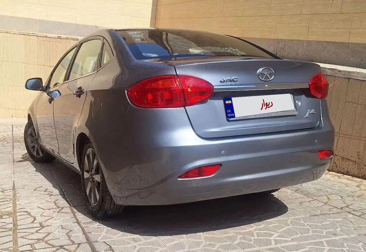 جک J4 اتوماتیک ساده - 1401