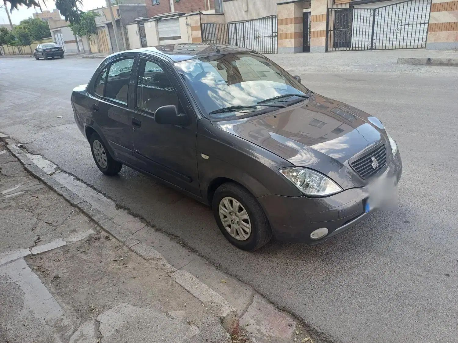 تیبا صندوق دار SX - 1394