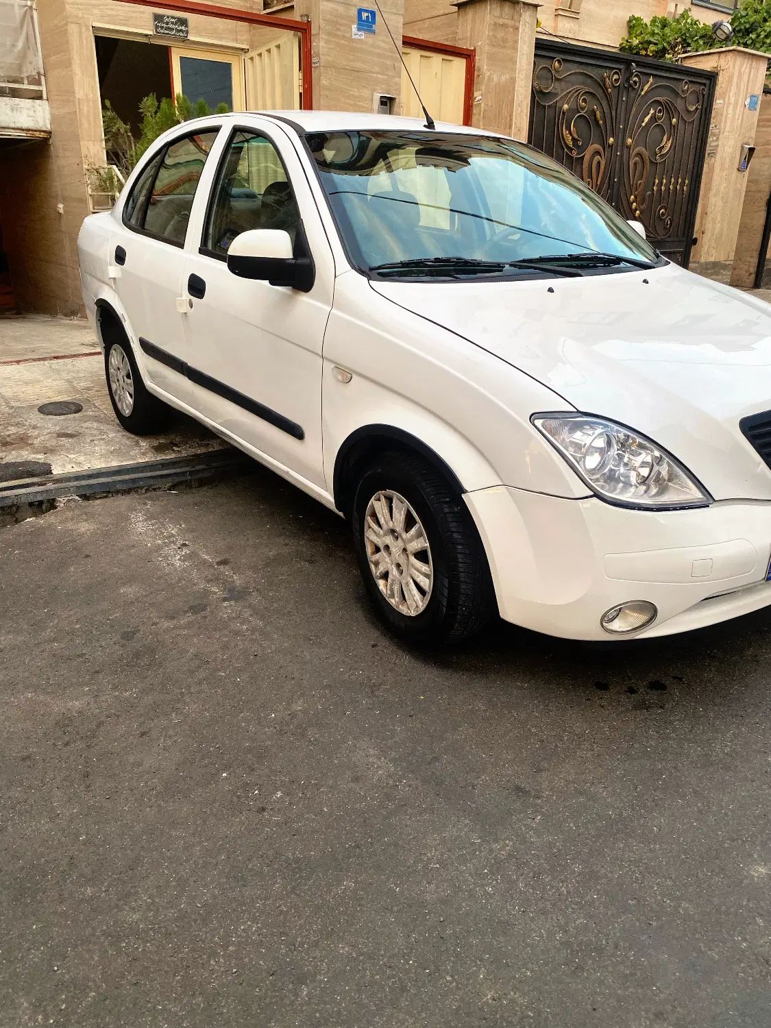 تیبا صندوق دار EX - 1393