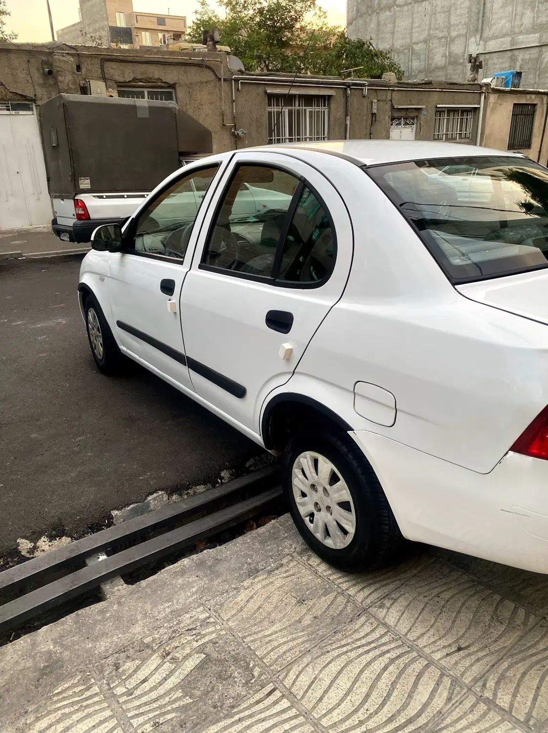 تیبا صندوق دار EX - 1393