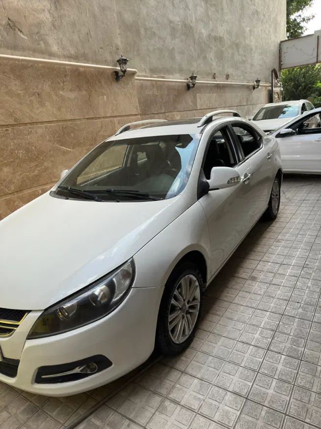 جک J5 اتوماتیک - 1394