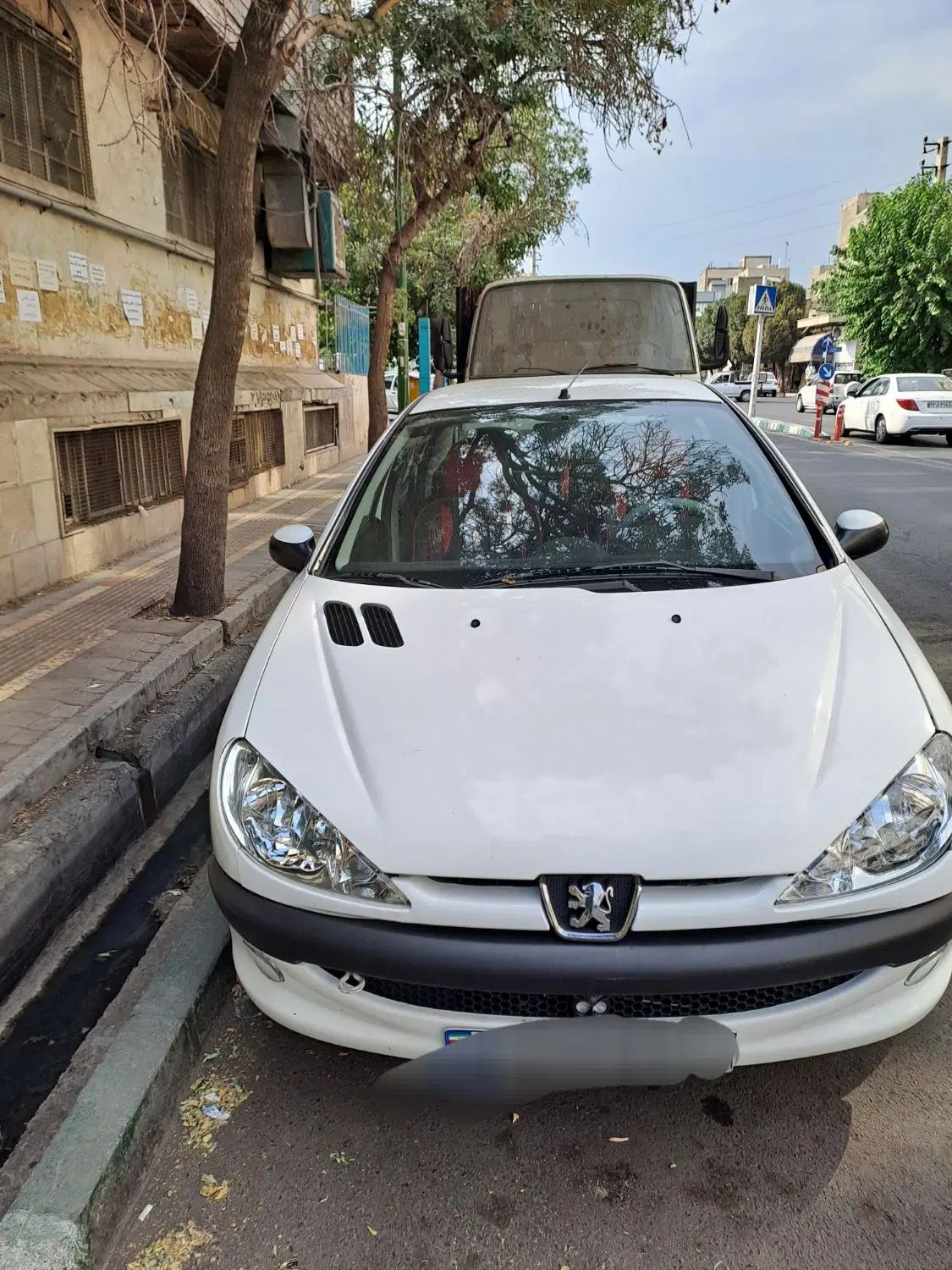 پژو ۲۰۶ صندوق دار v8 - 1396
