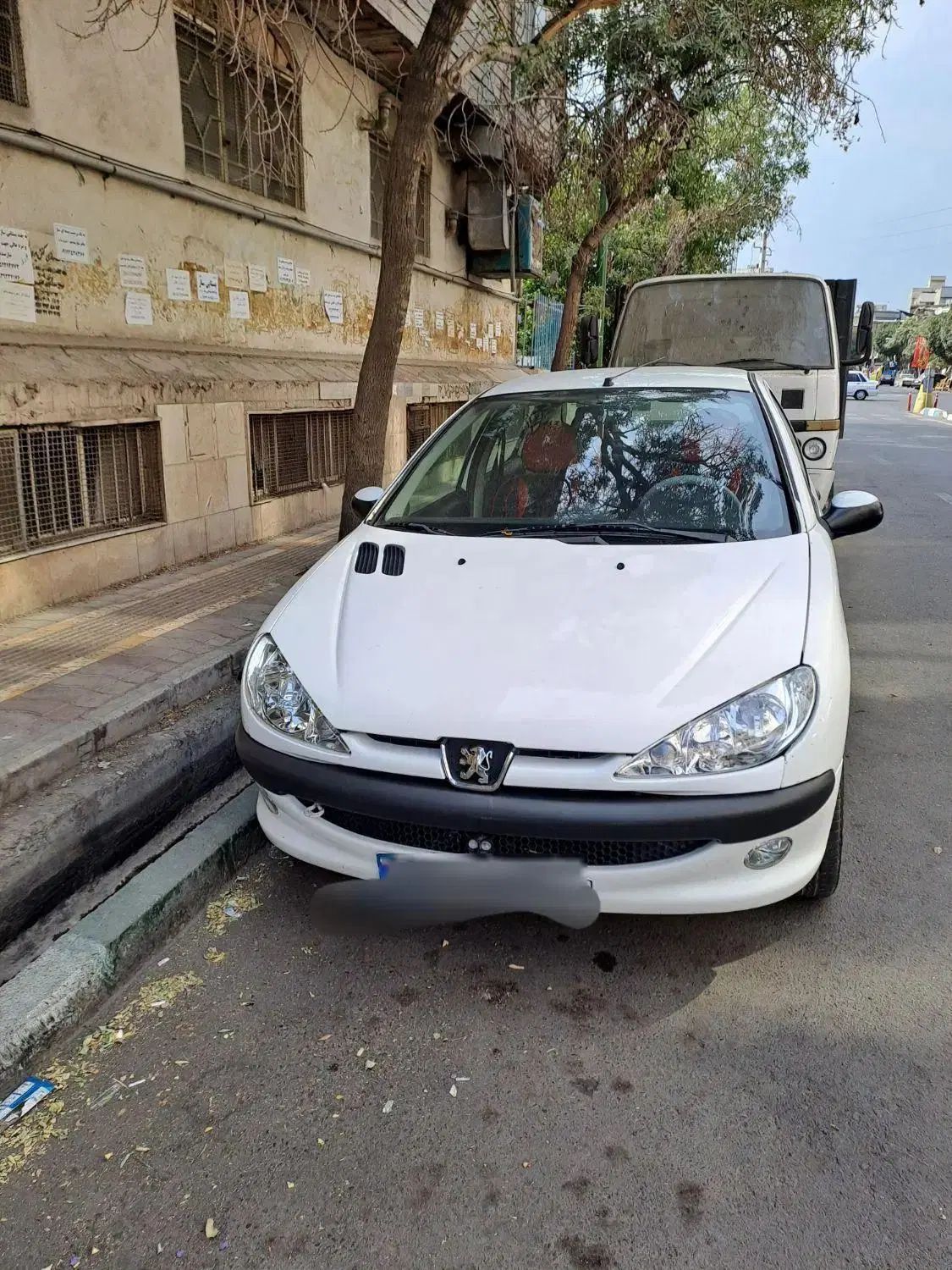پژو ۲۰۶ صندوق دار v8 - 1396