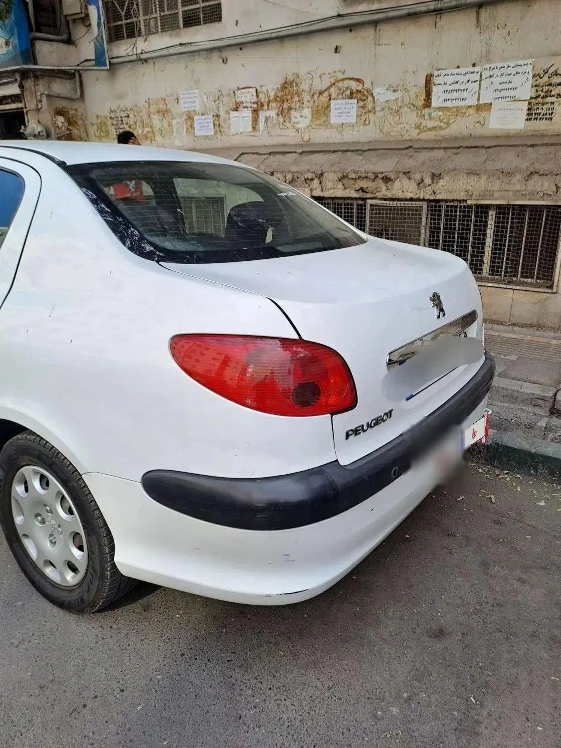 پژو ۲۰۶ صندوق دار v8 - 1396