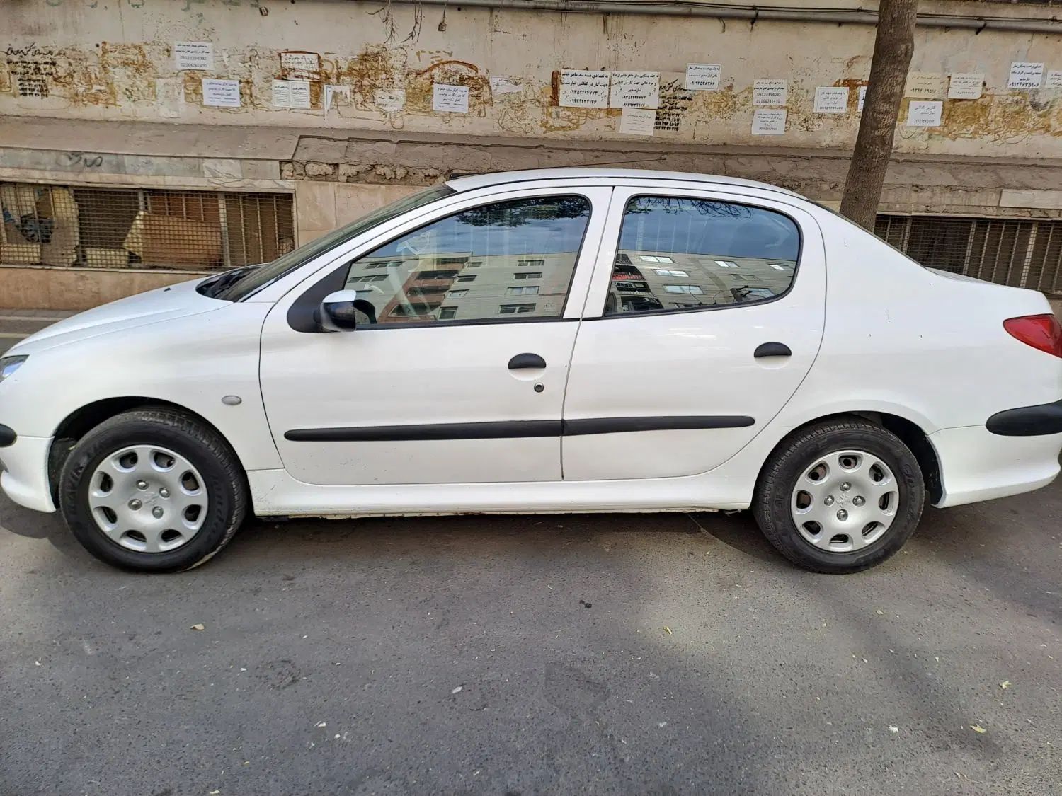پژو ۲۰۶ صندوق دار v8 - 1396