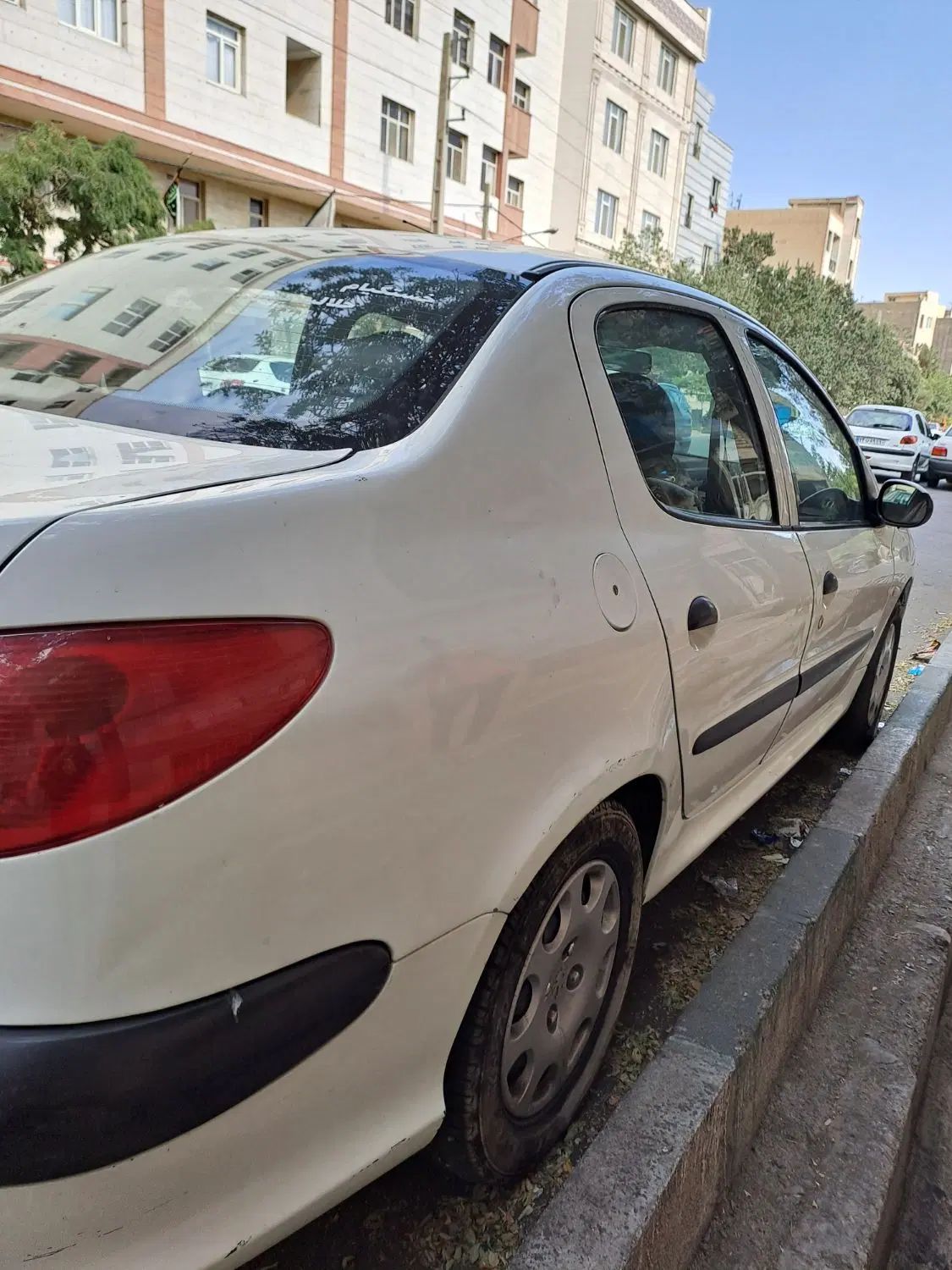 پژو ۲۰۶ صندوق دار v8 - 1396
