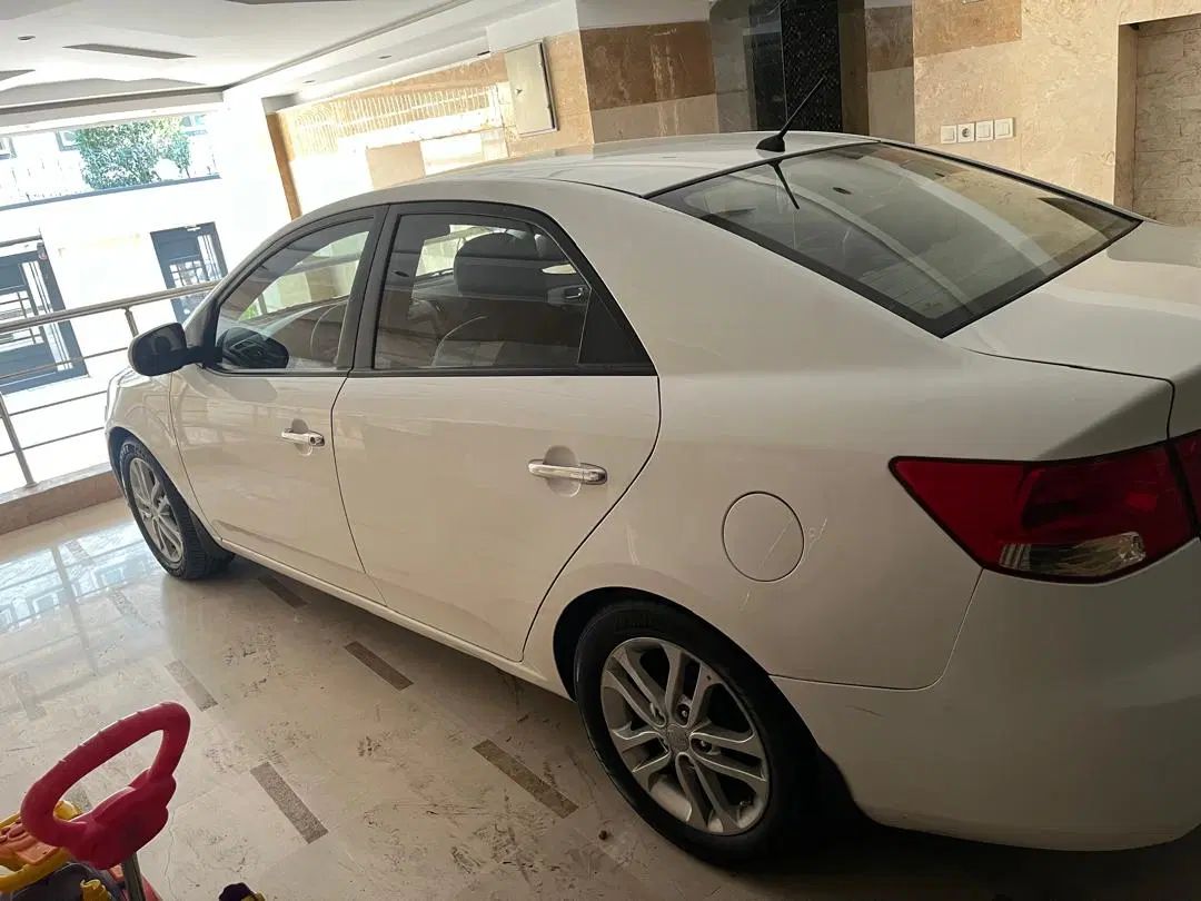 کیا سراتو 2.0 لیتر اتوماتیک GT لاین - 2016