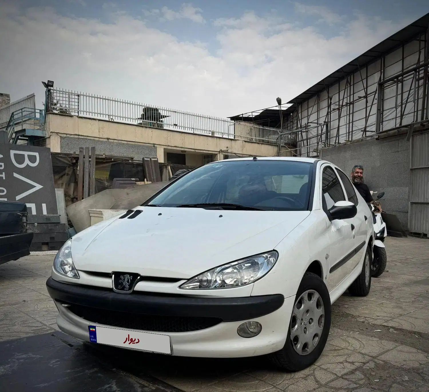 پژو ۲۰۶ صندوق دار v8 - 1395