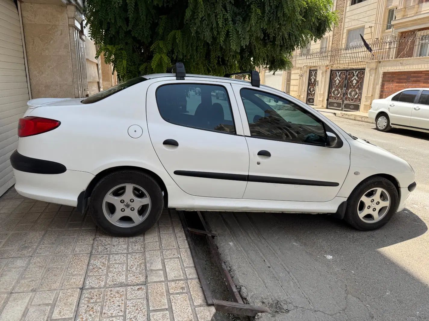 خودرو پژو، ۲۰۶ صندوق دار آگهی ann_19890904