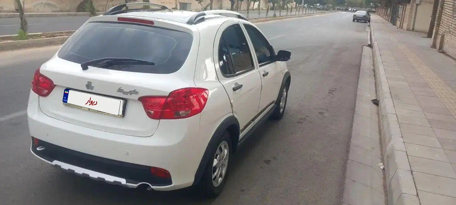 کوییک R دنده‌ای - 1403
