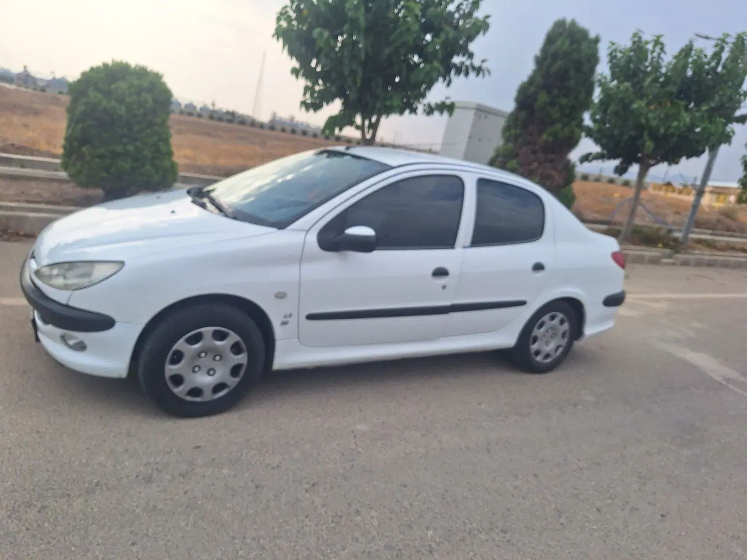 پژو ۲۰۶ صندوق دار v8 - 1395