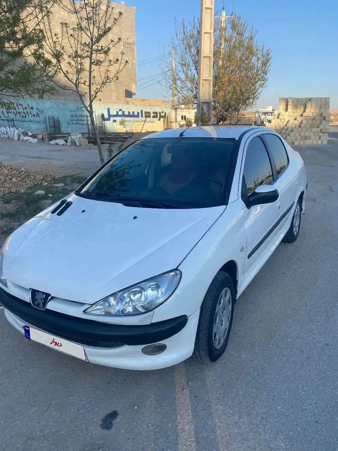 پژو ۲۰۶ صندوق دار v8 - 1390