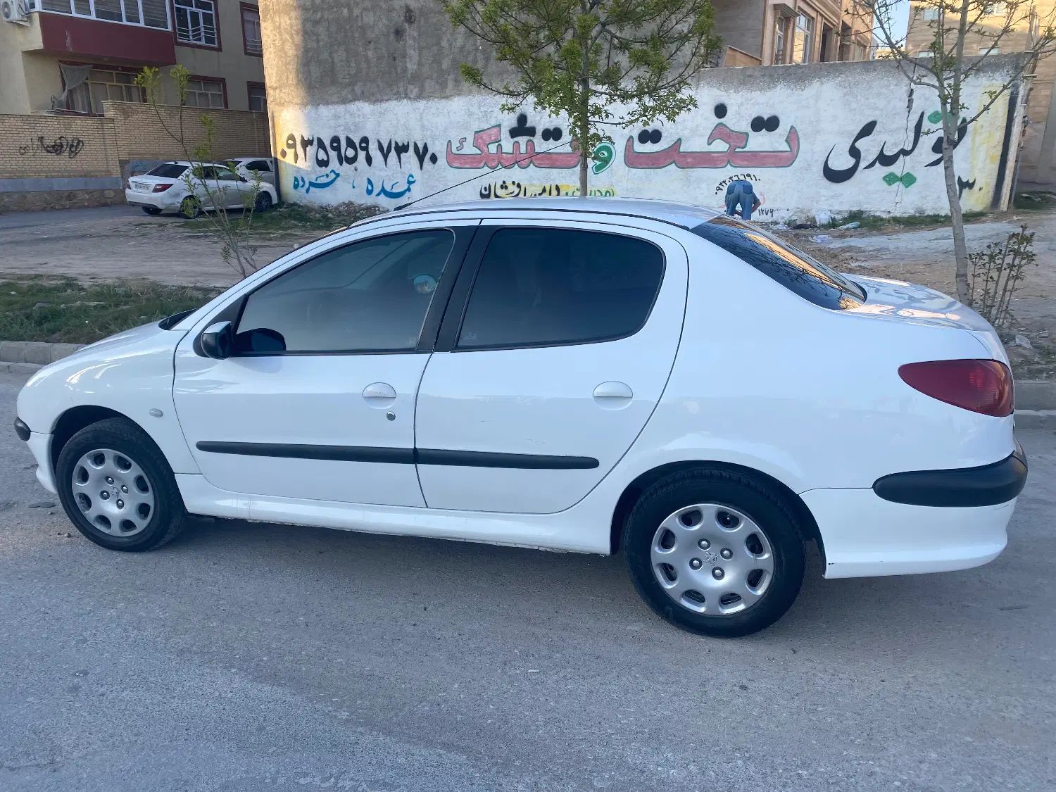 پژو ۲۰۶ صندوق دار v8 - 1390