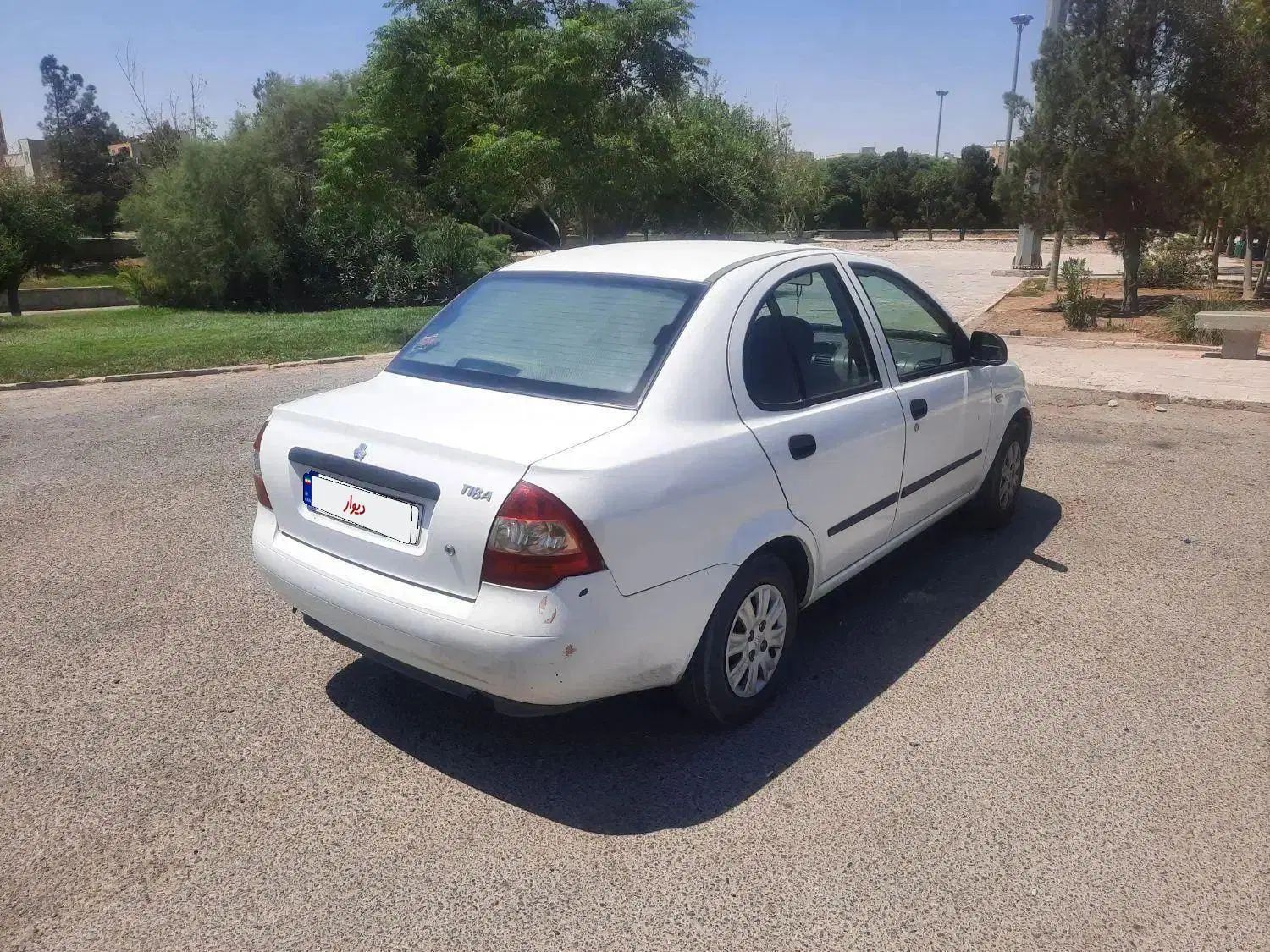 تیبا صندوق دار SX - 1400