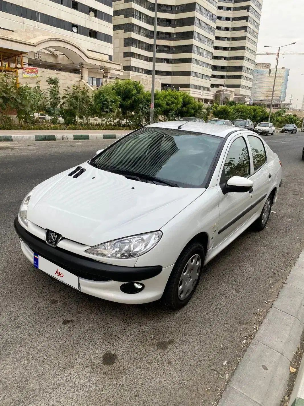 پژو ۲۰۶ صندوق دار v8 - 1389