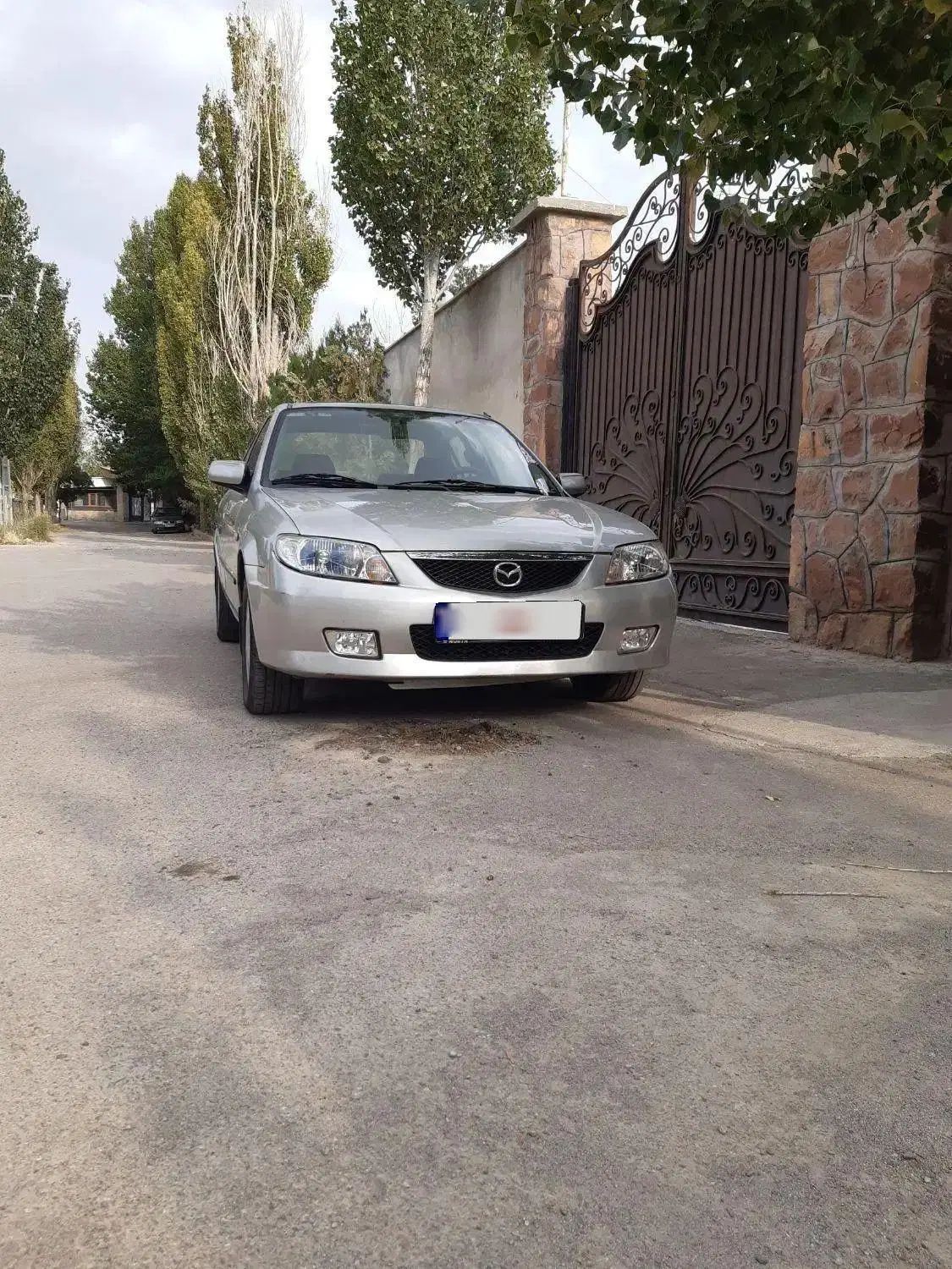 خودرو مزدا، 323 آگهی ann_19891809