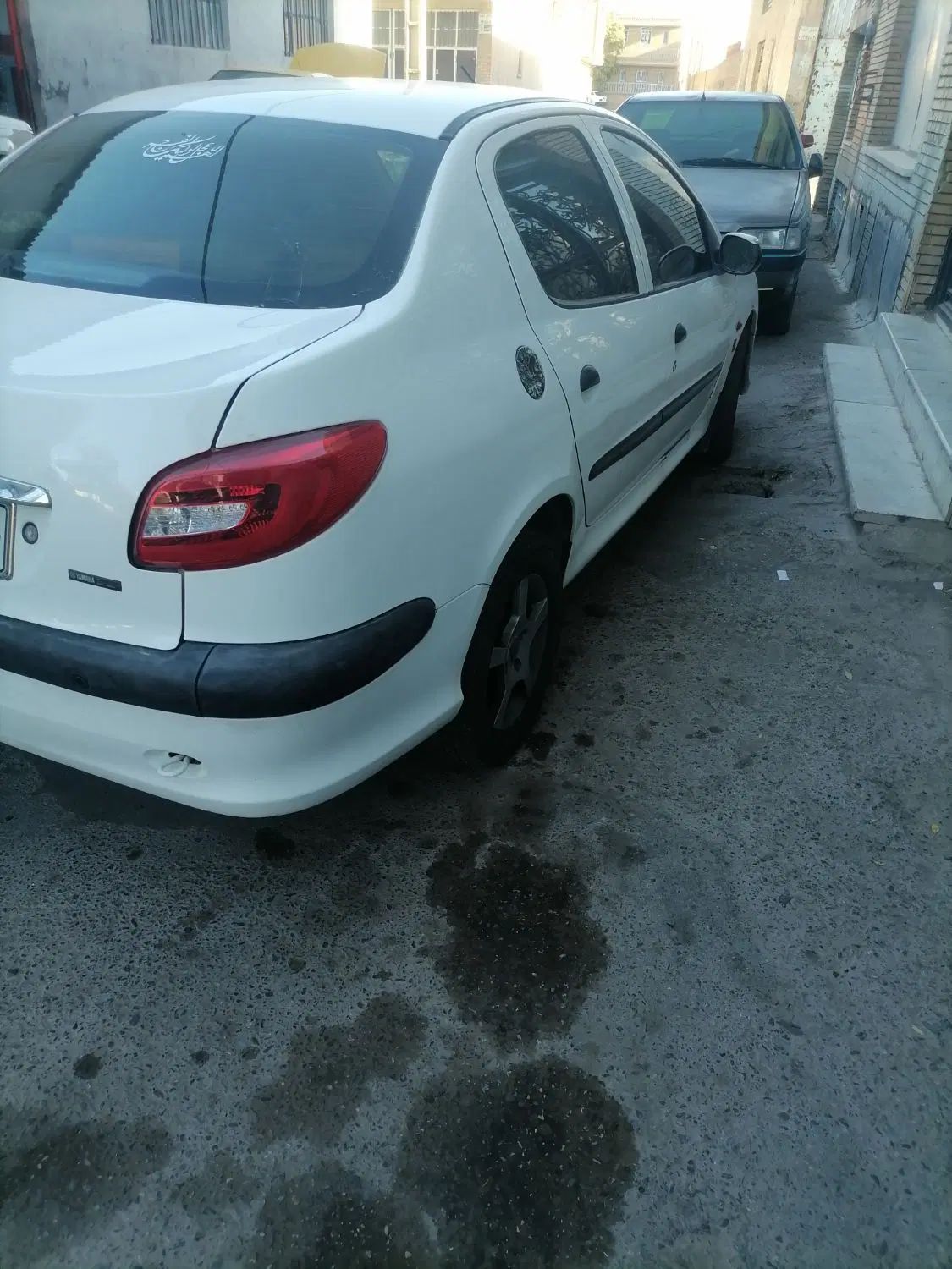 پژو ۲۰۶ صندوق دار v8 - 1395