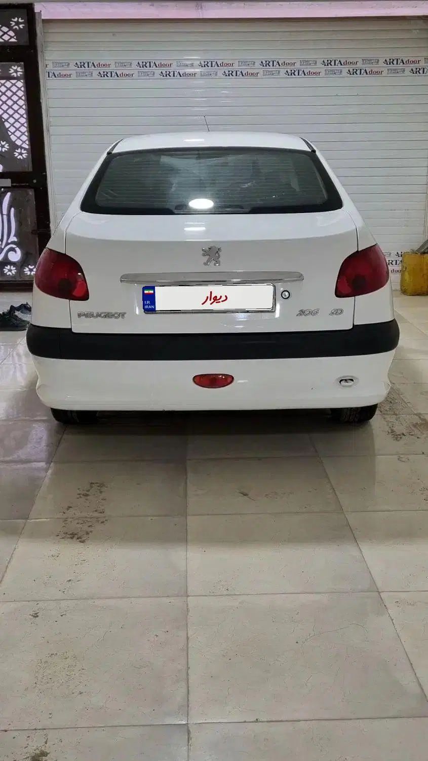 پژو ۲۰۶ صندوق دار v8 - 1393