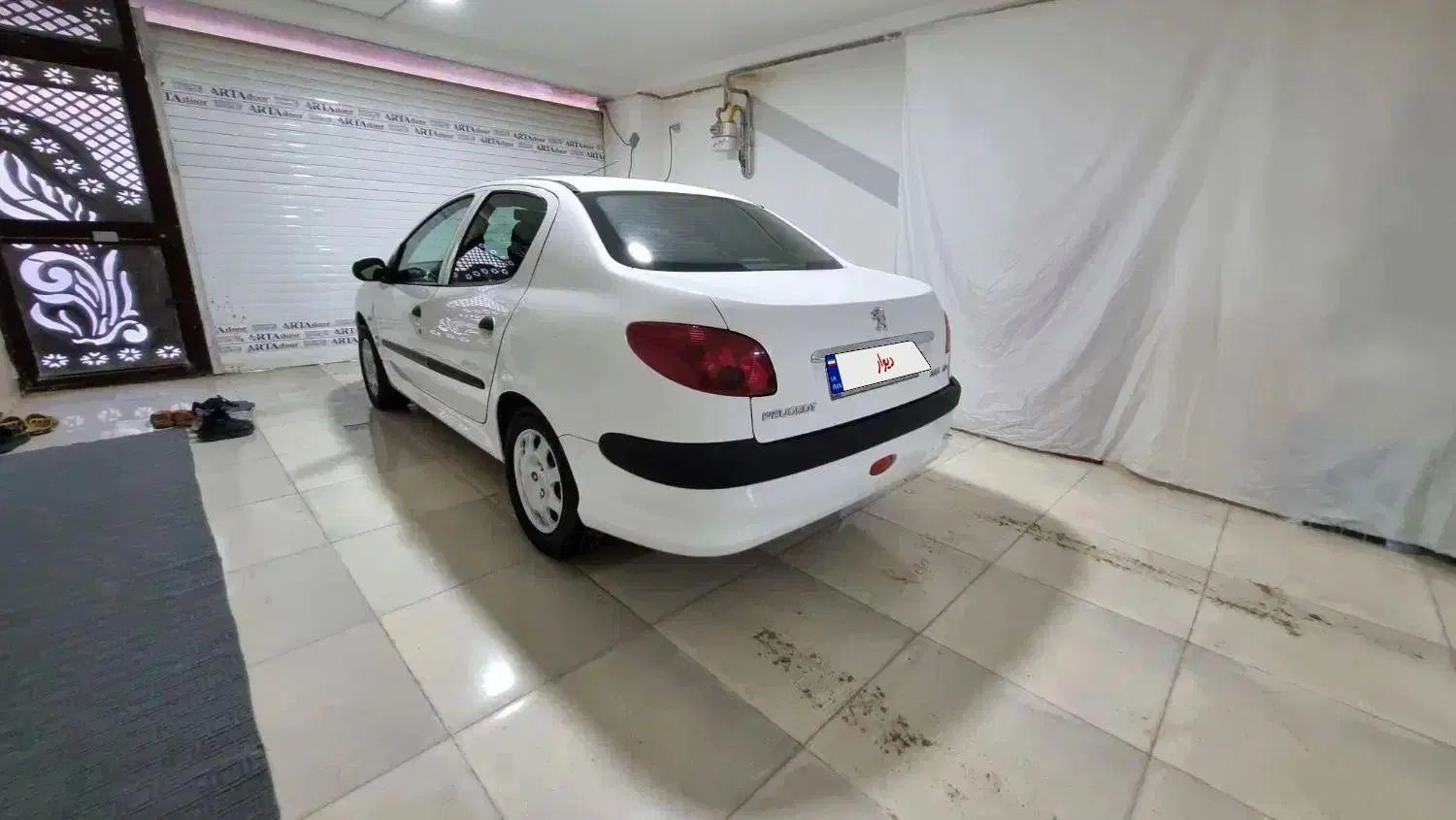 پژو ۲۰۶ صندوق دار v8 - 1393