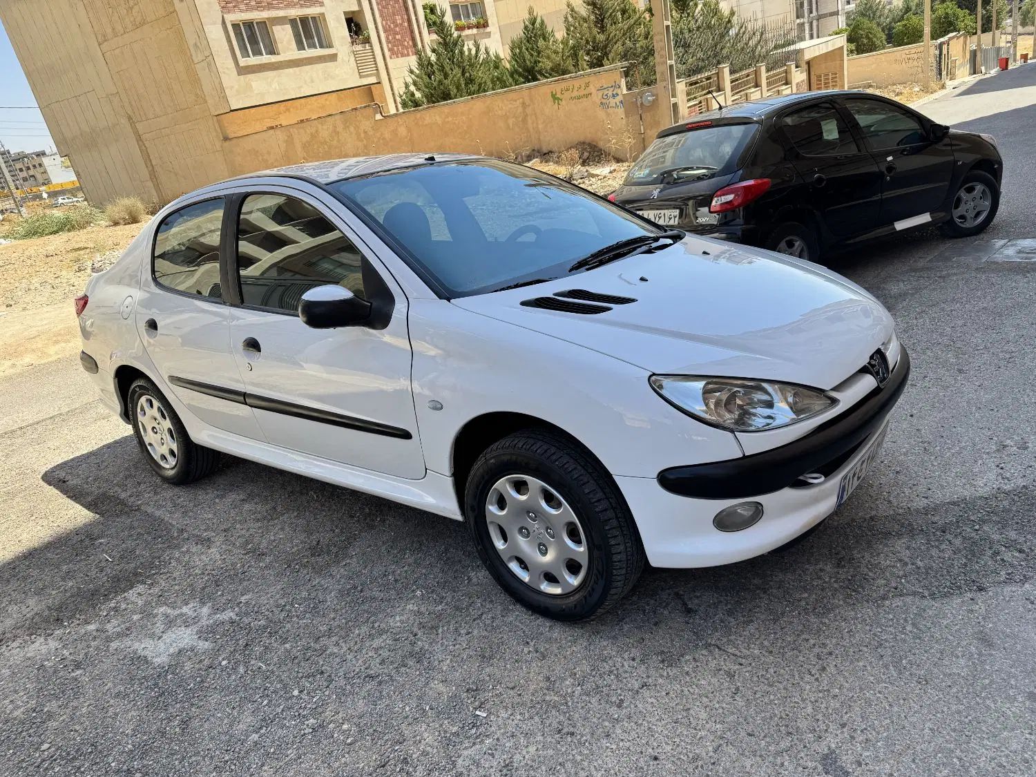 پژو ۲۰۶ صندوق دار v8 - 1390