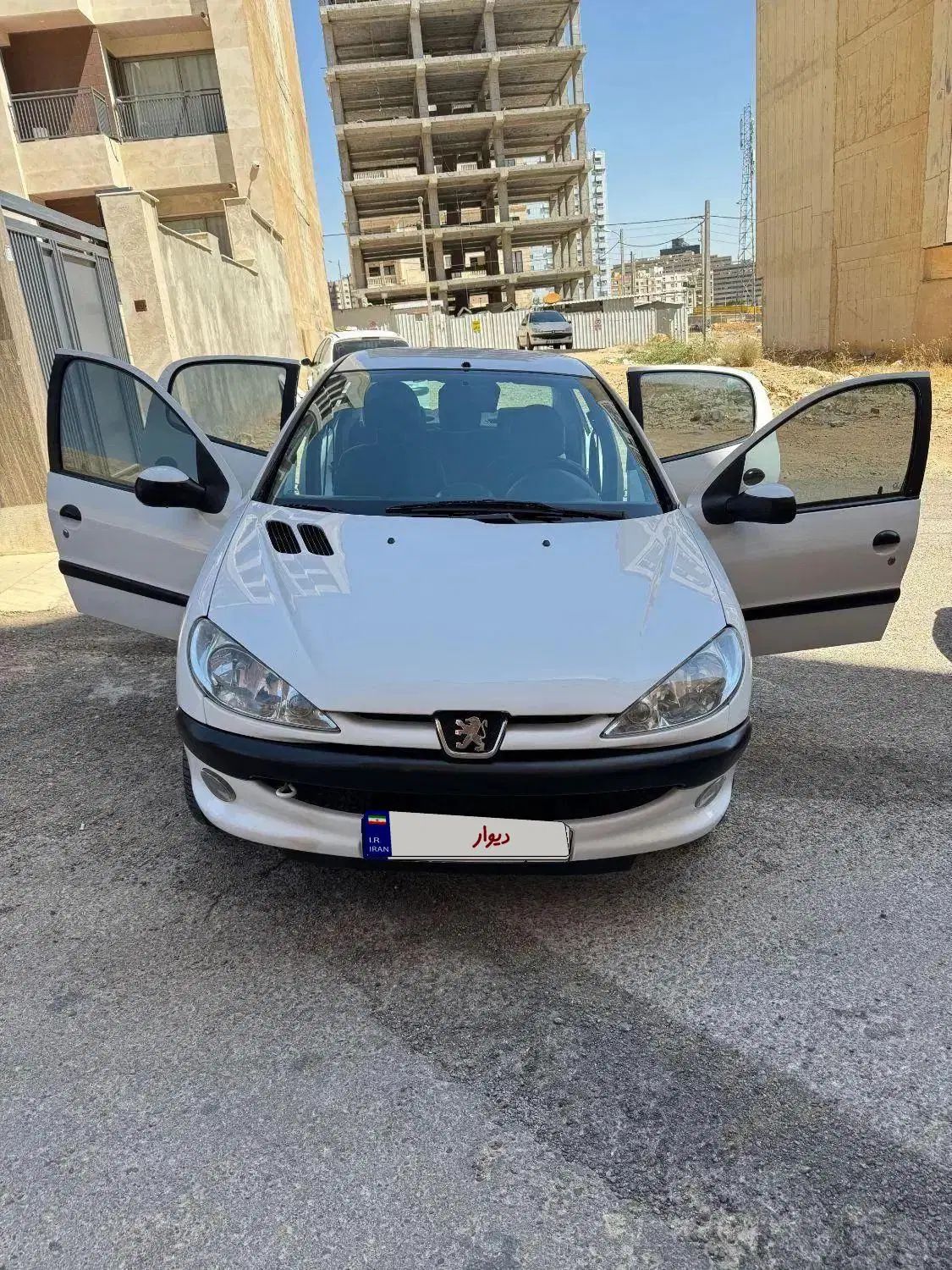 پژو ۲۰۶ صندوق دار v8 - 1390