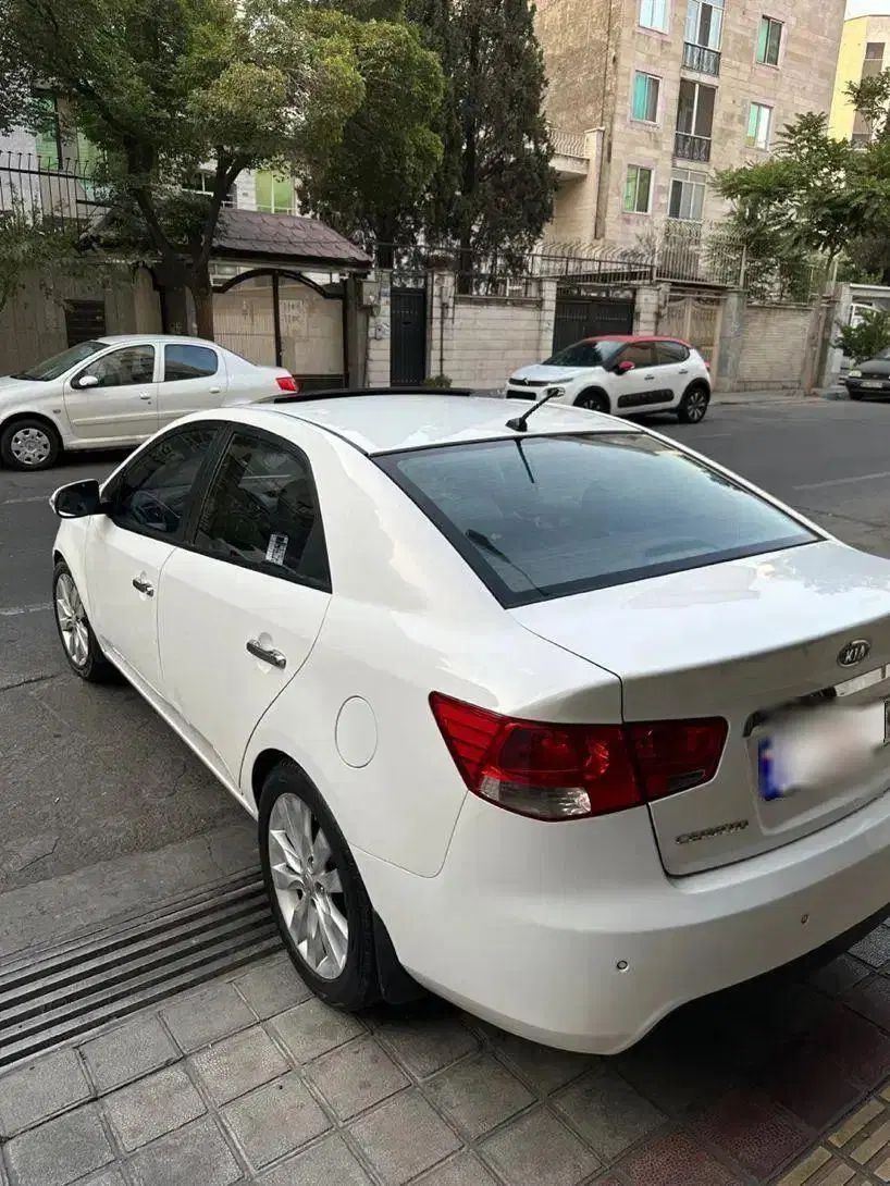کیا سراتو 2.0 لیتر اتوماتیک GT لاین - 2010