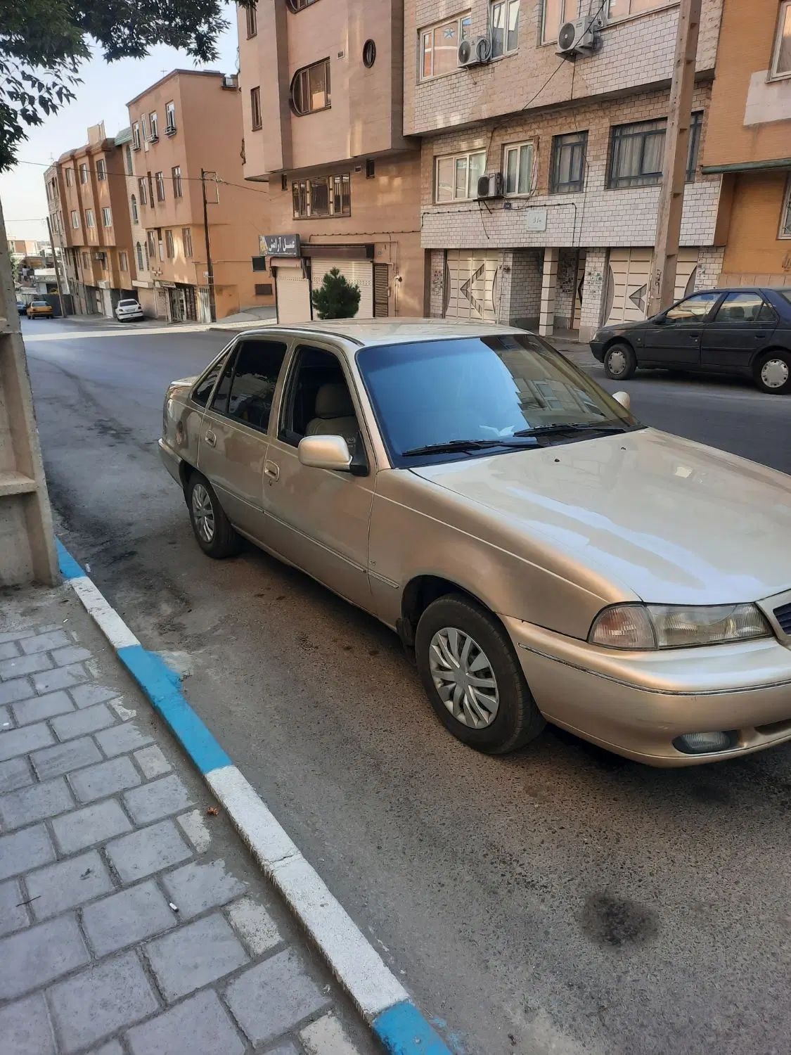 دوو سیلو سدان - 1379