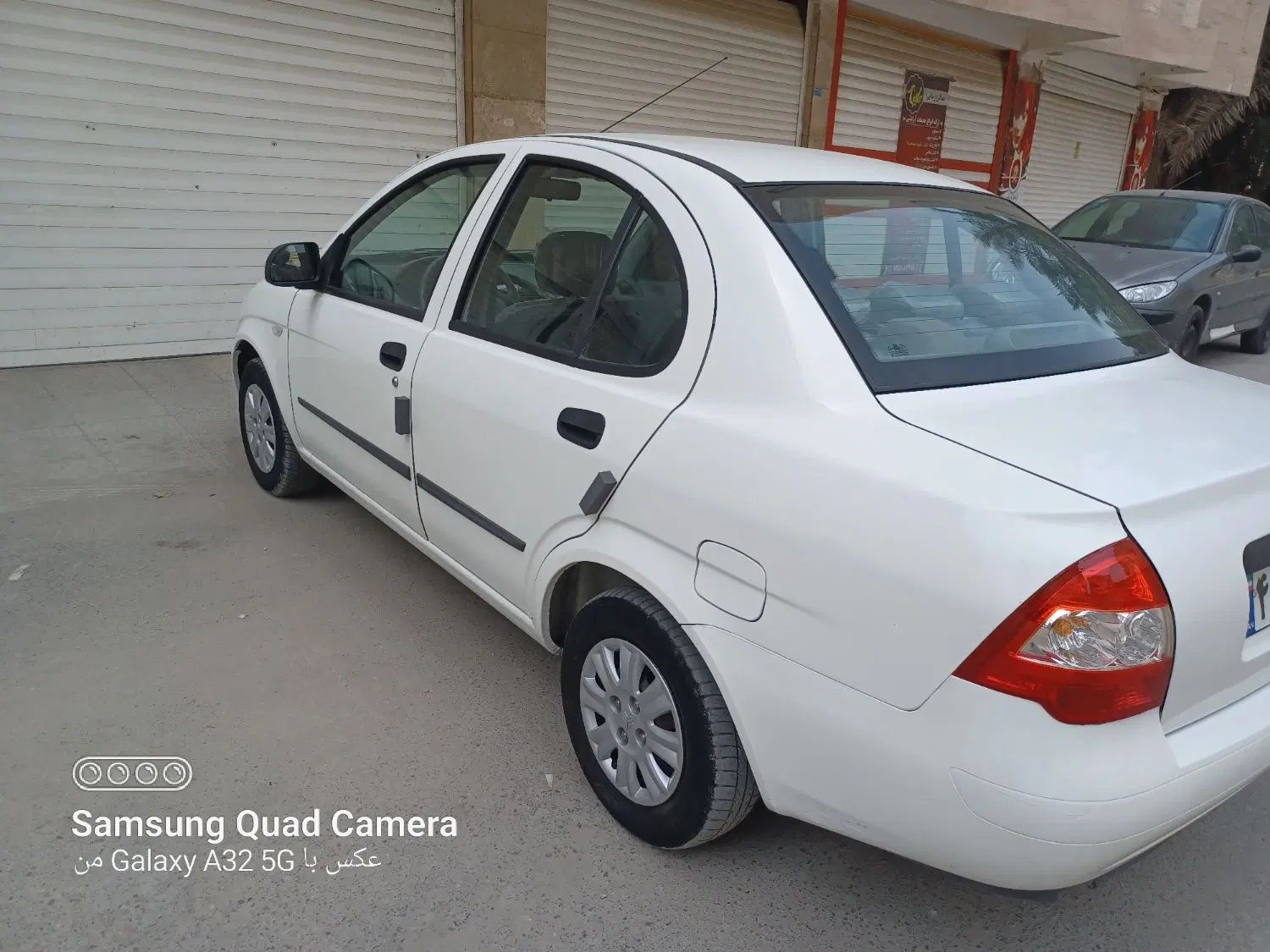 تیبا صندوق دار SX - 1401