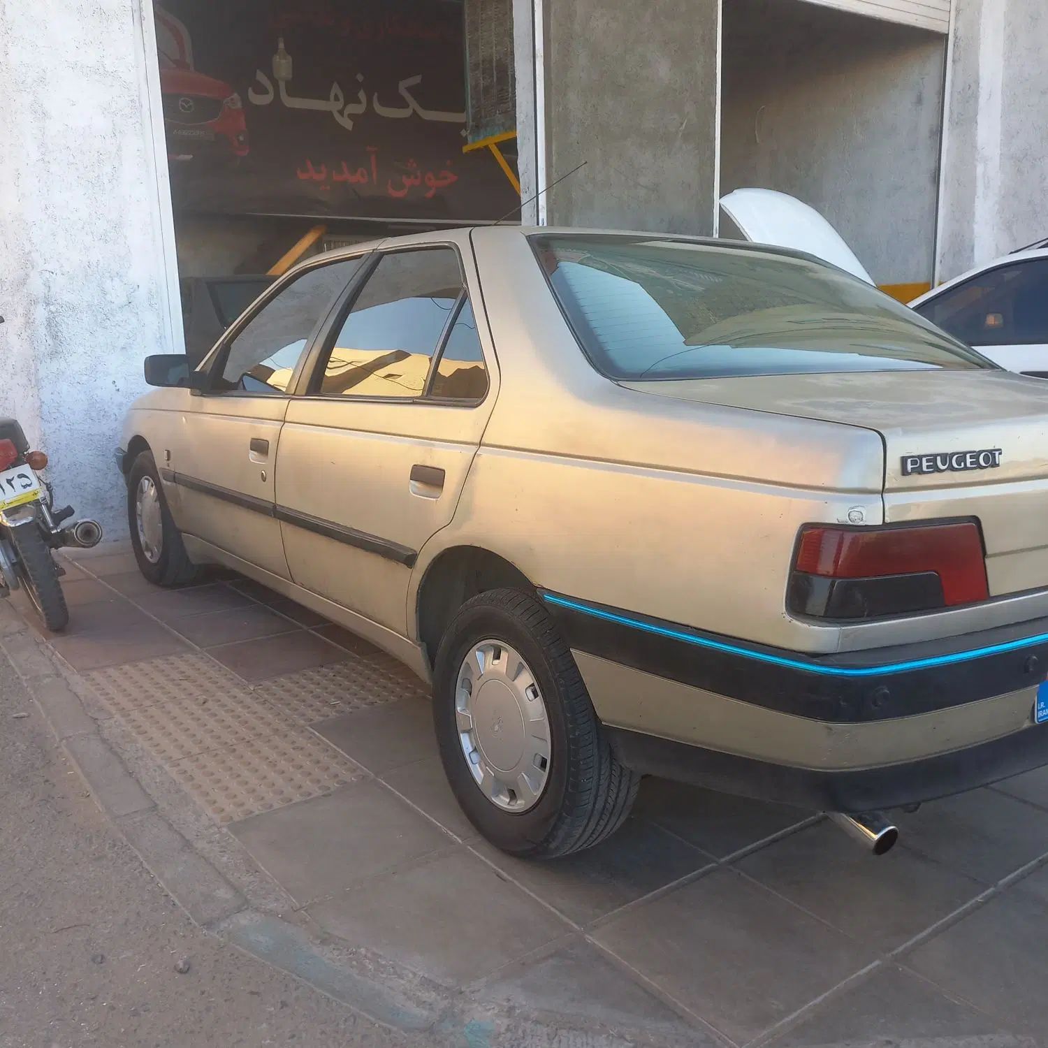 پژو 405 GLX - 1383