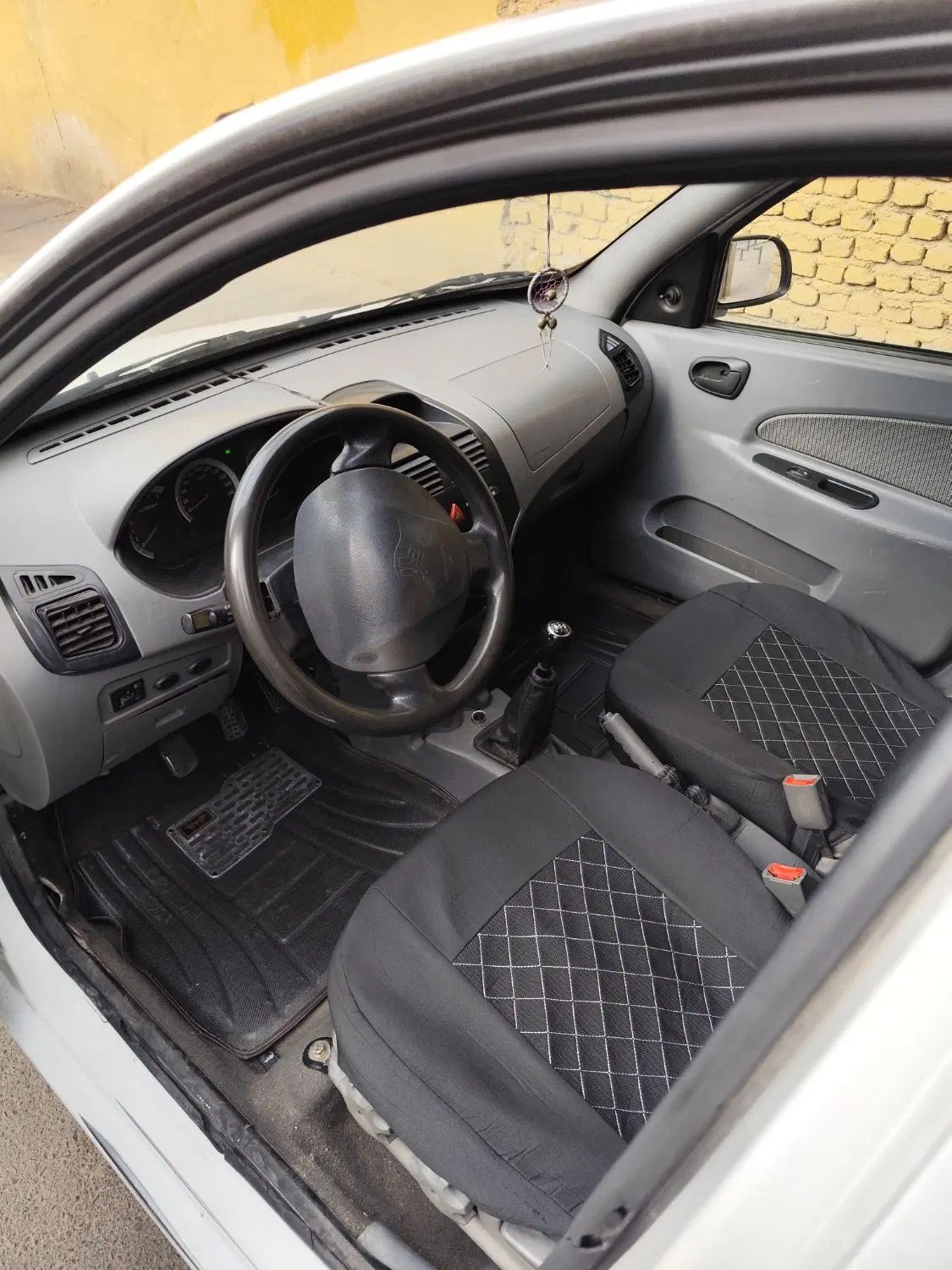 تیبا صندوق دار SX - 1398
