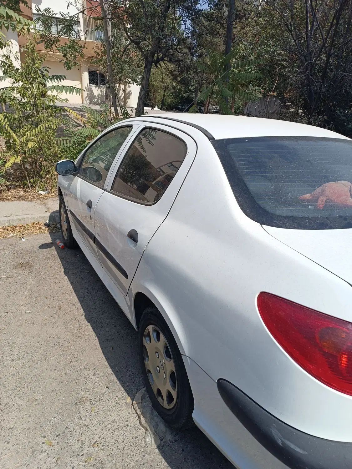 پژو ۲۰۶ صندوق دار v8 - 1396