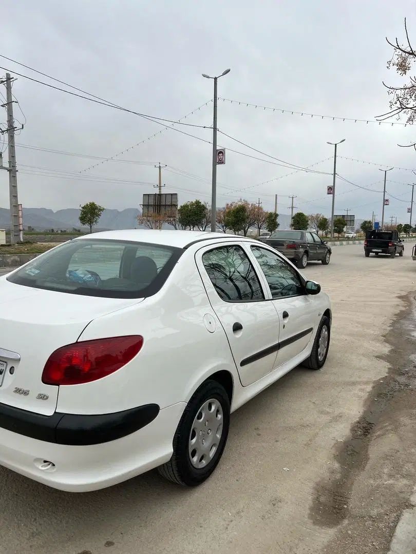 پژو ۲۰۶ صندوق دار v8 - 1397