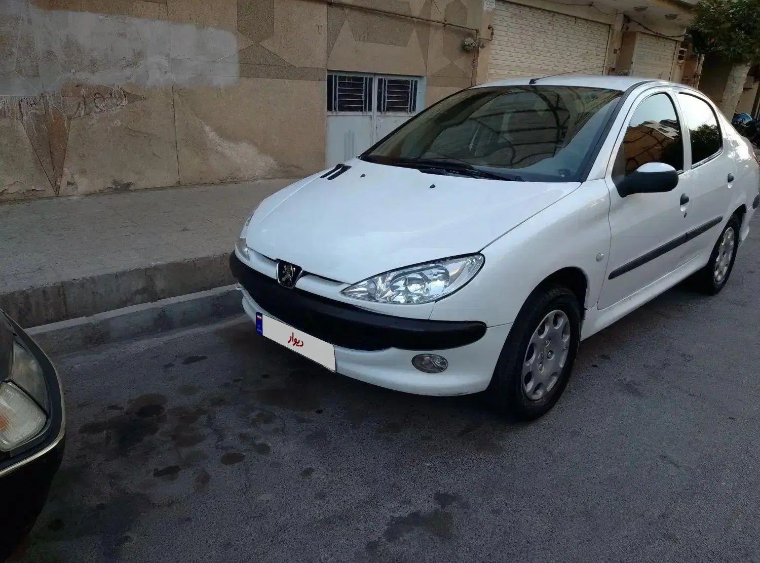 پژو ۲۰۶ صندوق دار v8 - 1390