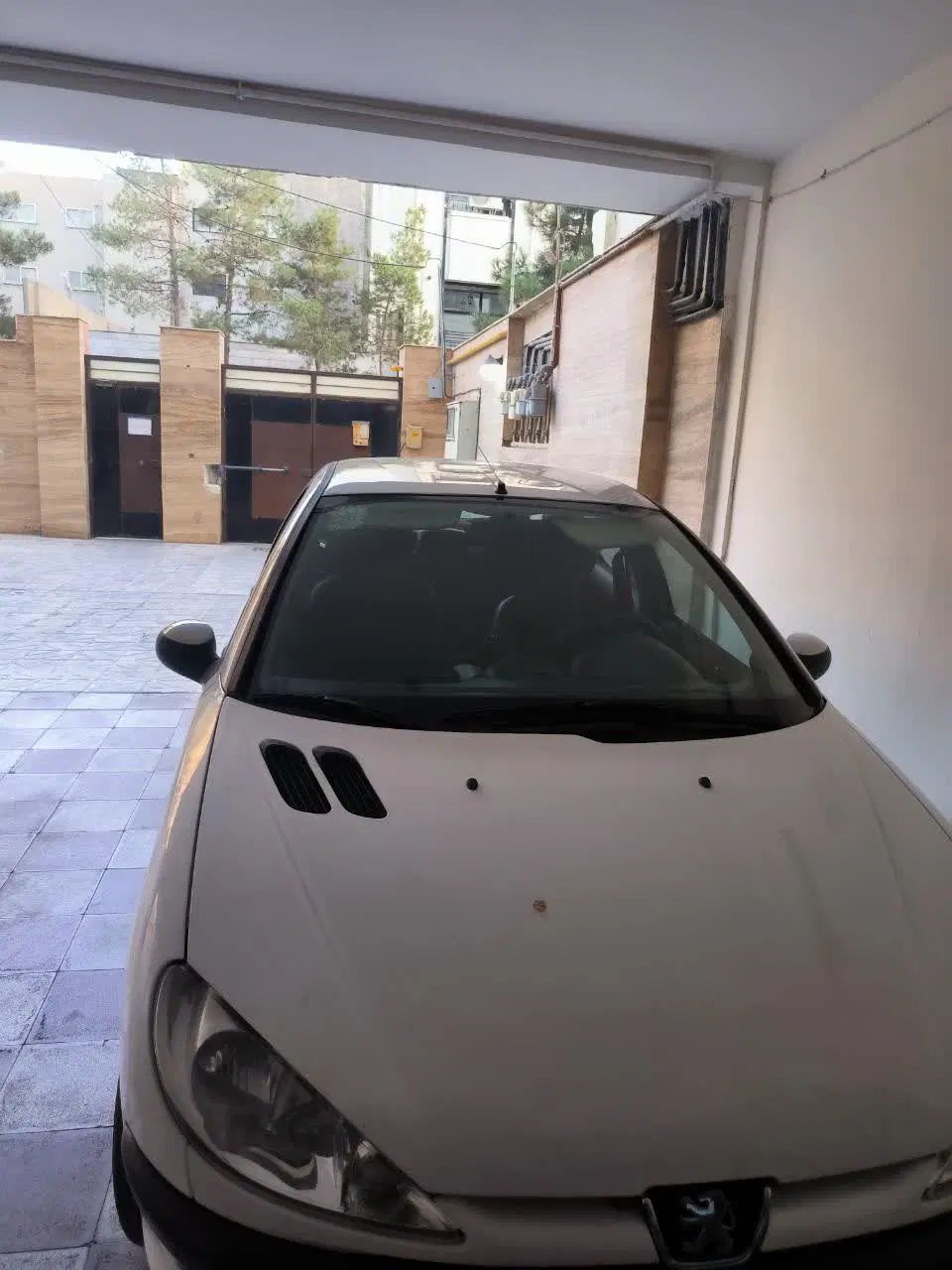 پژو ۲۰۶ صندوق دار v8 - 1398