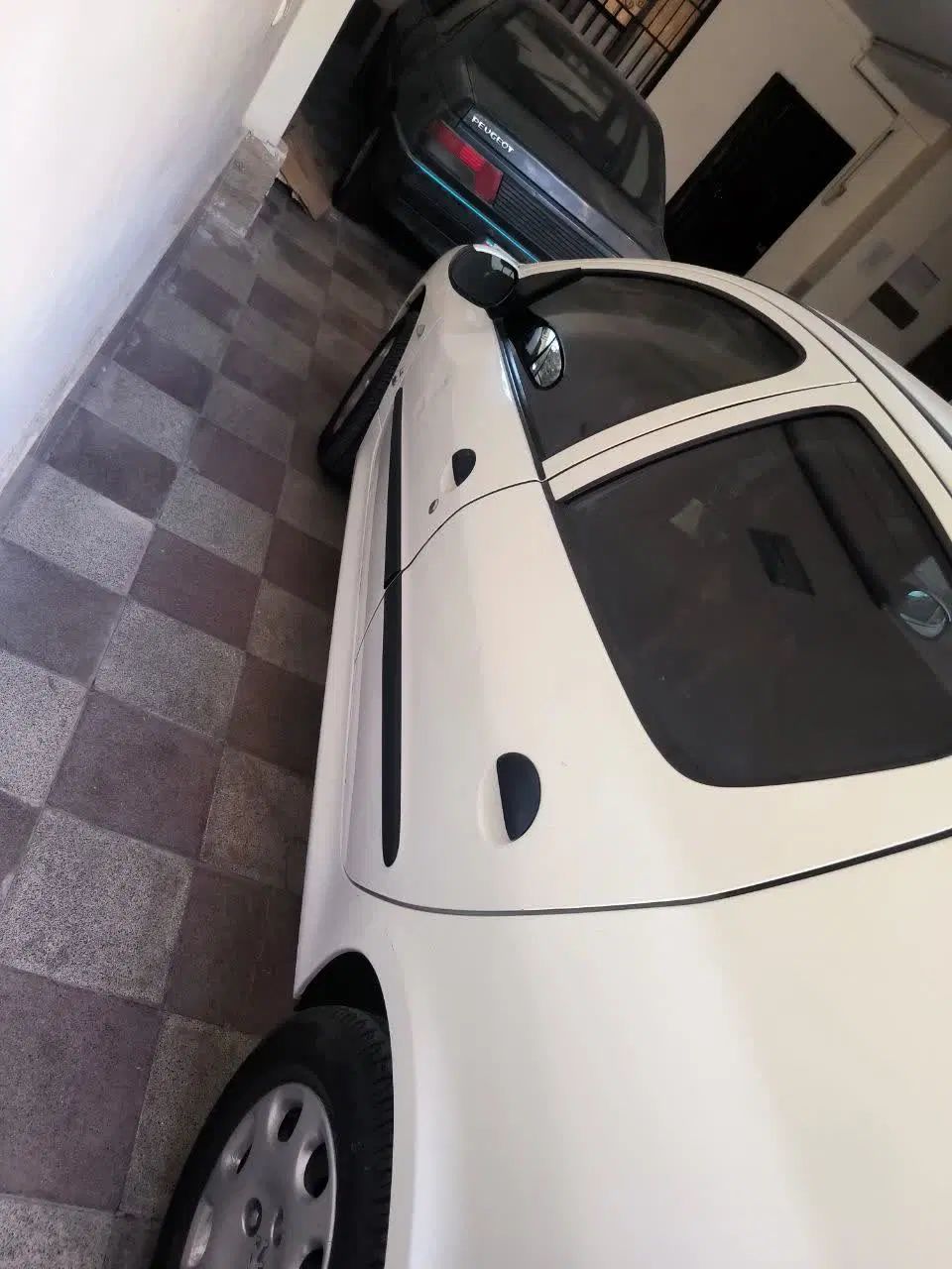 پژو ۲۰۶ صندوق دار v8 - 1398