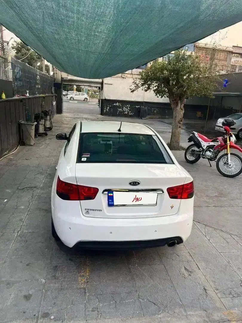 کیا سراتو 2.0 لیتر اتوماتیک GT لاین - 2010
