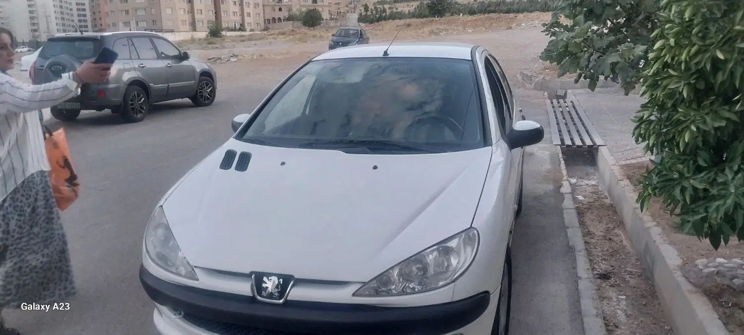 پژو ۲۰۶ صندوق دار v8 - 1400