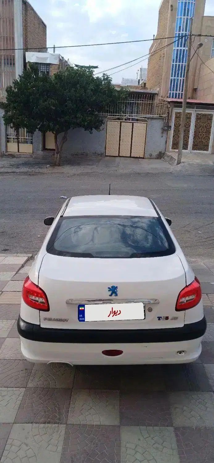 پژو ۲۰۶ صندوق دار v8 - 1395