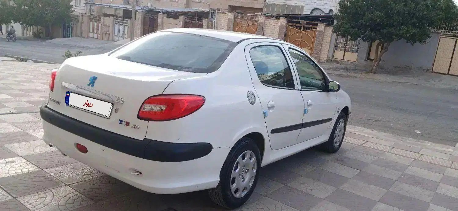 پژو ۲۰۶ صندوق دار v8 - 1395