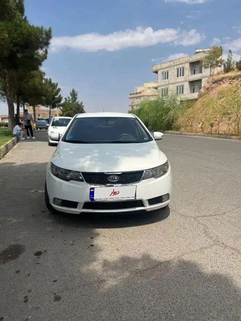 کیا سراتو 2.0 لیتر اتوماتیک GT لاین - 2010
