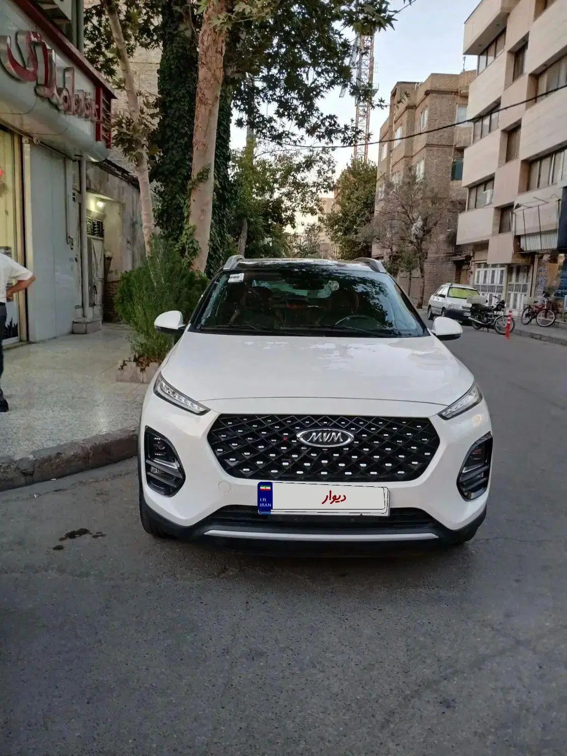 خودرو ام وی ام، X22 آگهی ann_19894749