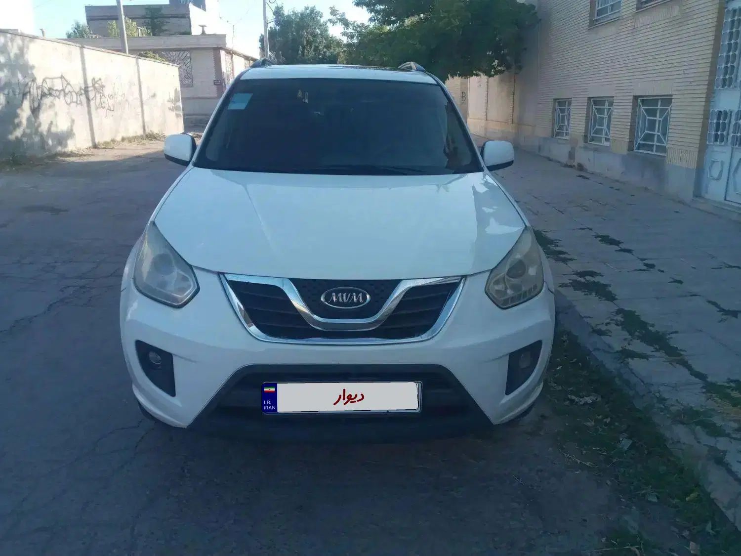 ام وی ام X33 دنده‌ای ساده - 1395