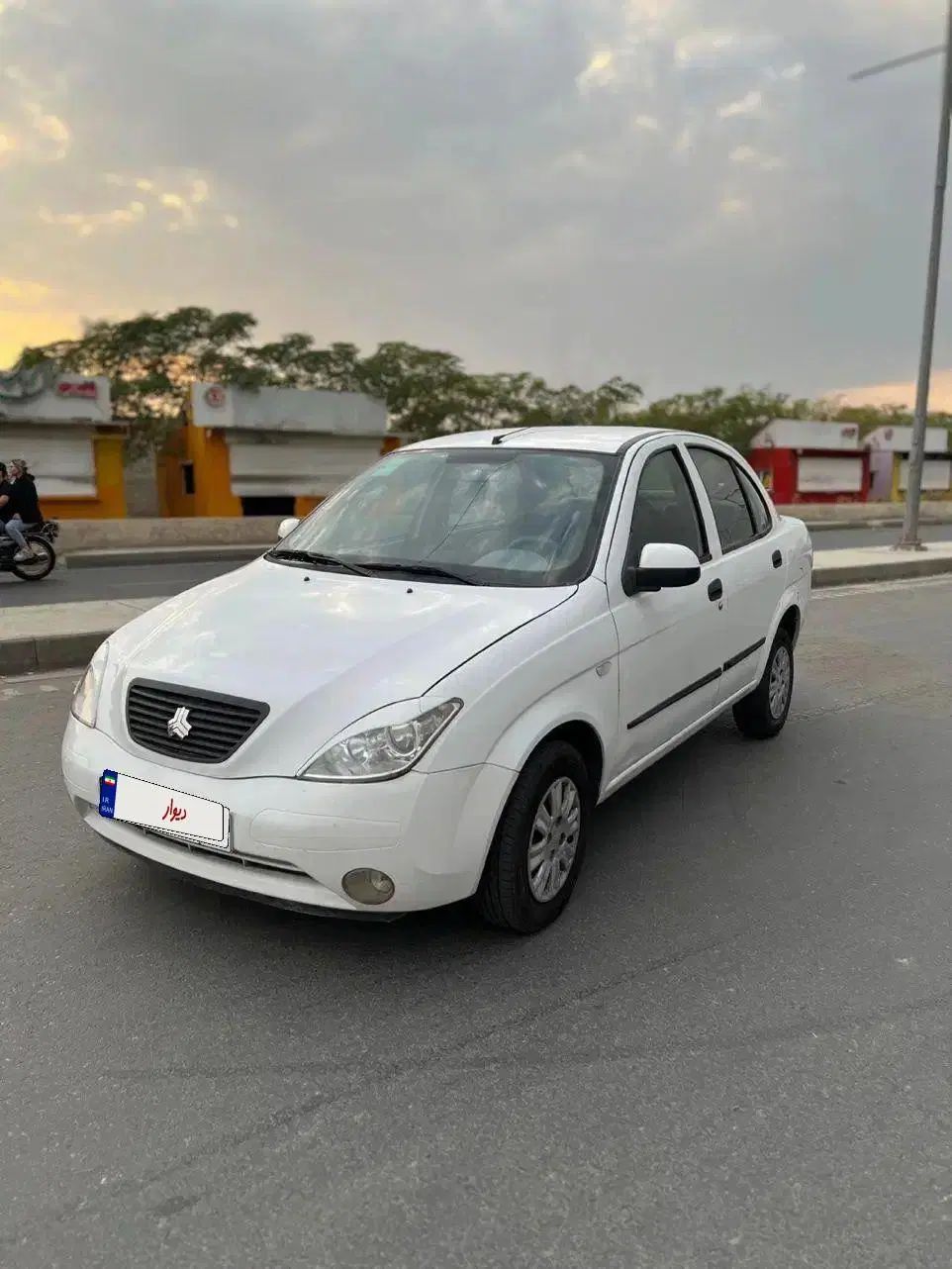 تیبا صندوق دار SX - 1398