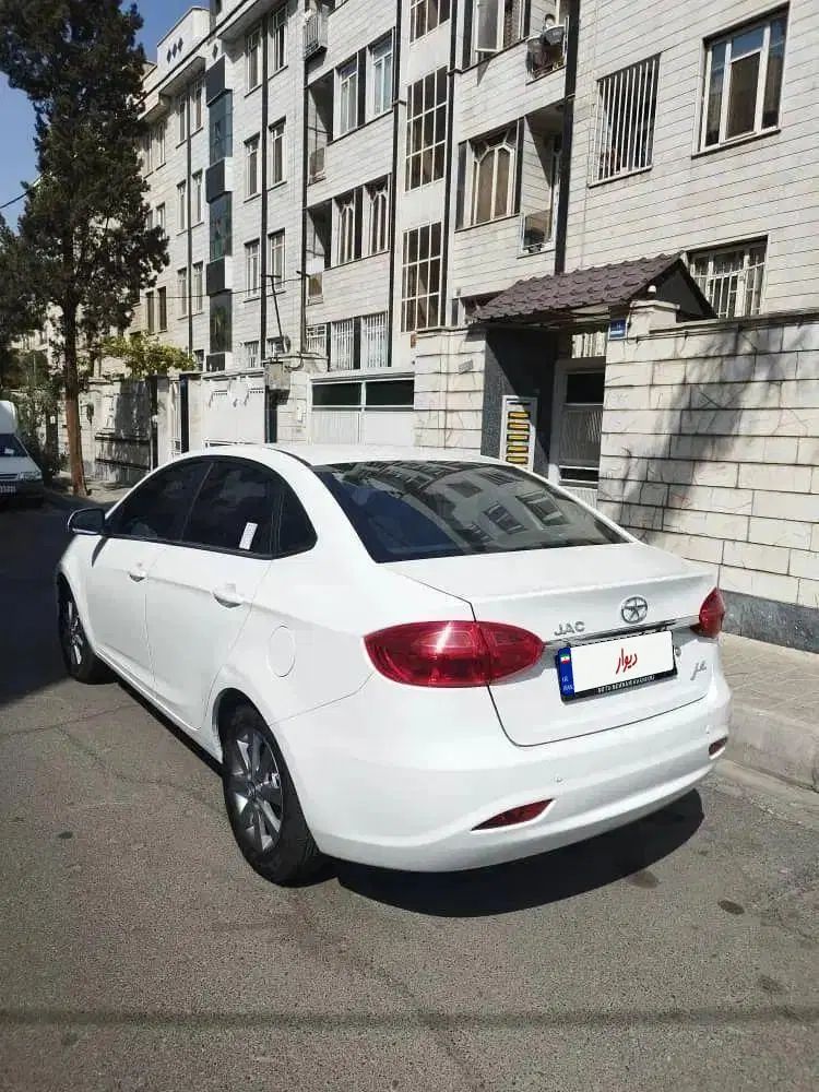 جک J4 اتوماتیک ساده - 1403