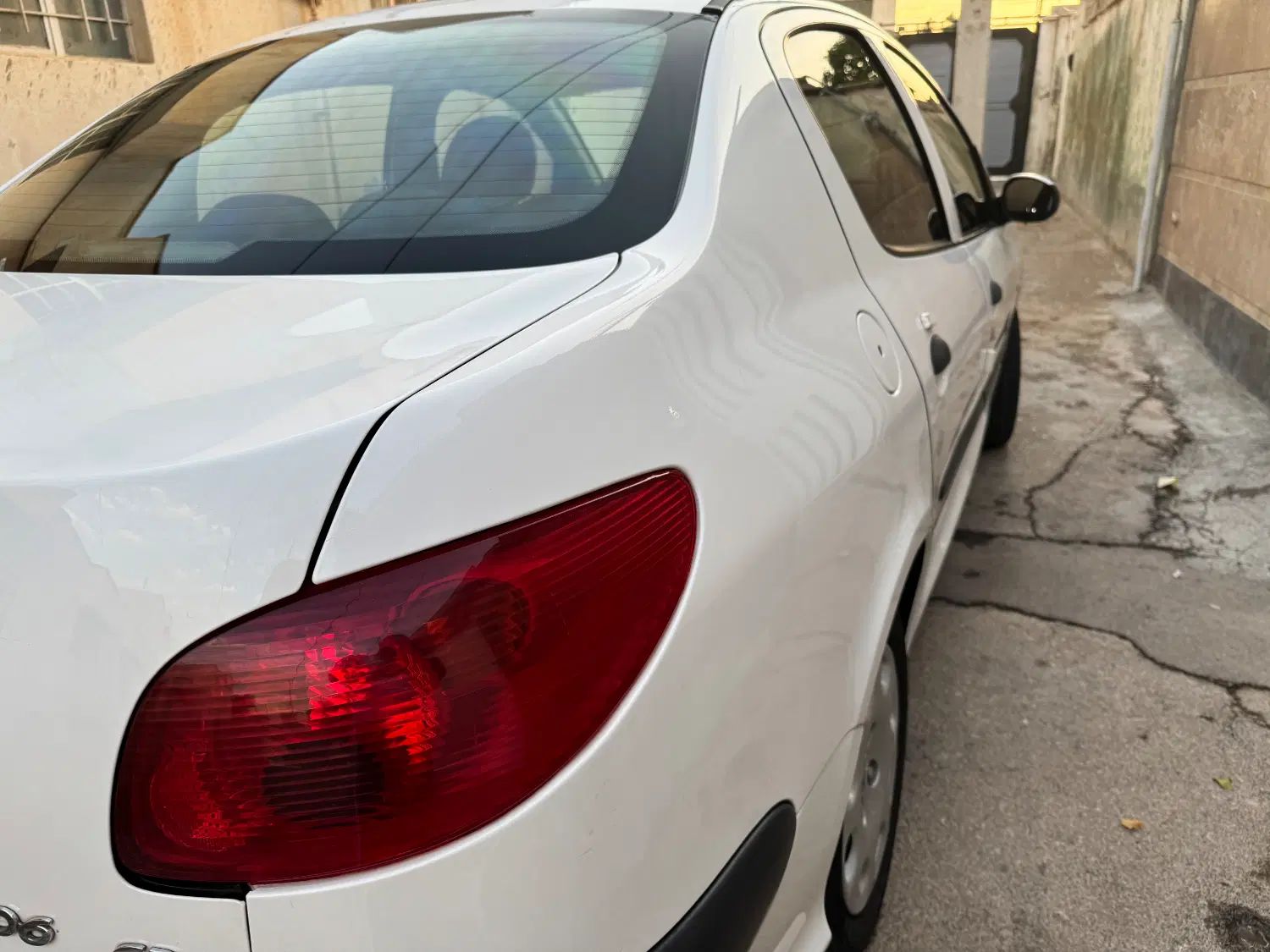 پژو ۲۰۶ صندوق دار v8 - 1400