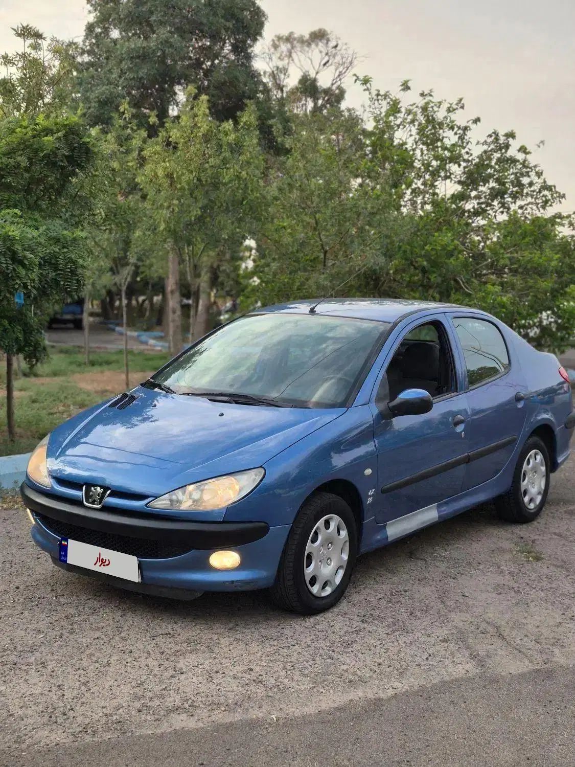 پژو ۲۰۶ صندوق دار v8 - 1396