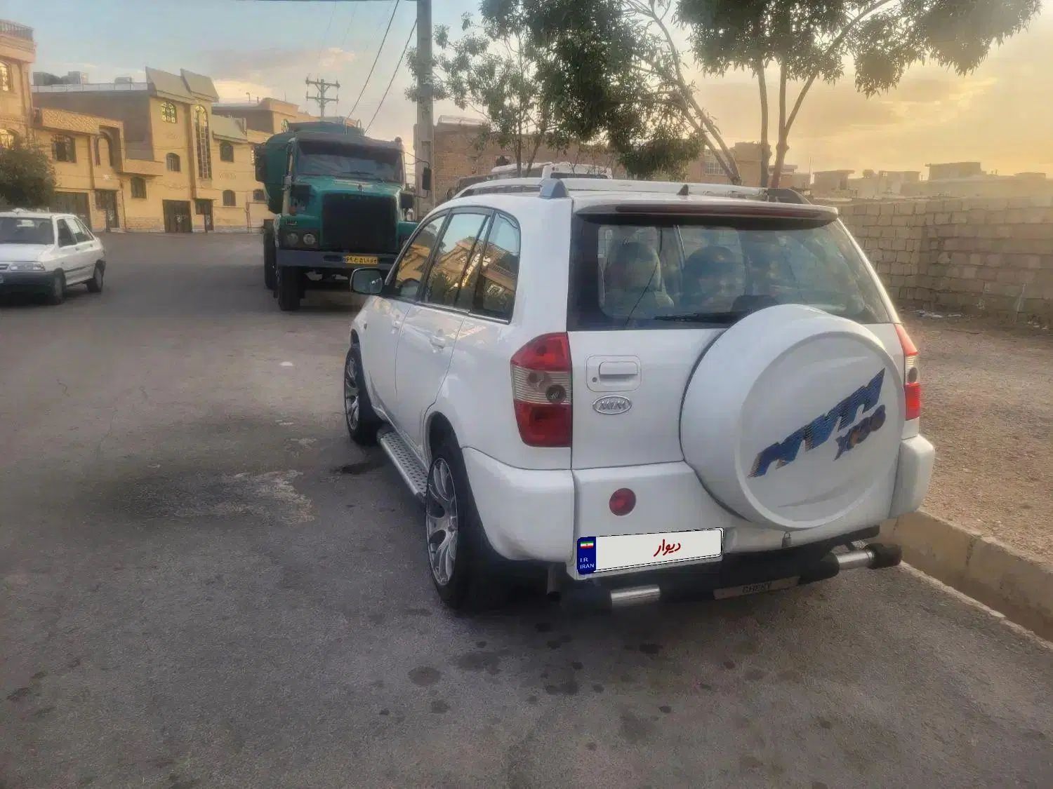 ام وی ام X33 دنده‌ای ساده - 1393