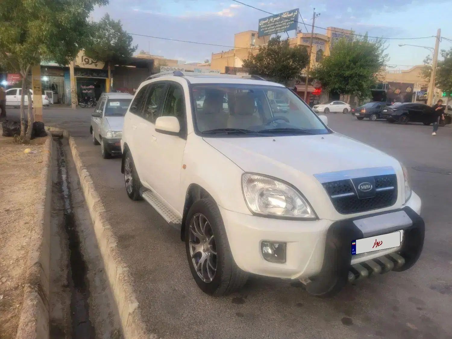 ام وی ام X33 دنده‌ای ساده - 1393